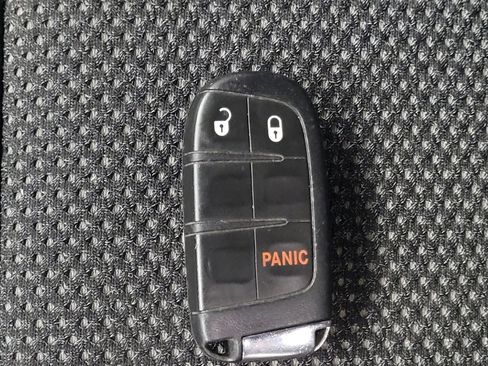 Used 2019 Jeep Compass Trailhawk AWD/4WD image 32