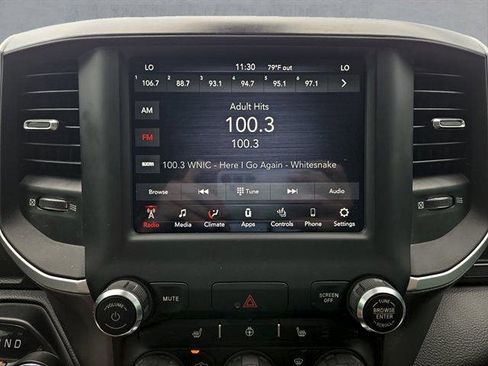 Used 2020 RAM 1500 Big Horn AWD/4WD image 18