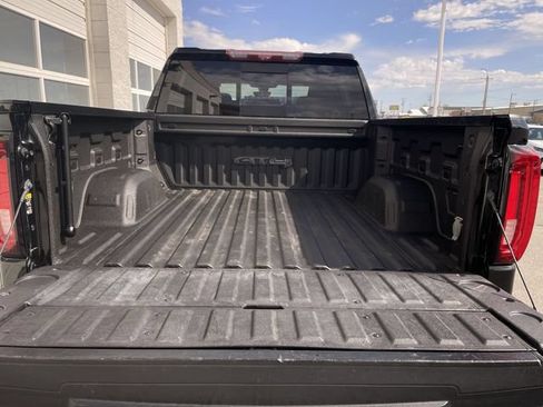 Used 2020 GMC Sierra 1500 AT4 w/ Technology Package AWD/4WD image 24