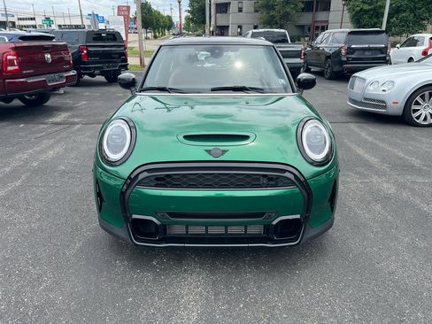 Used 2022 MINI Cooper S w/ Driver Assistance Package FWD image 2