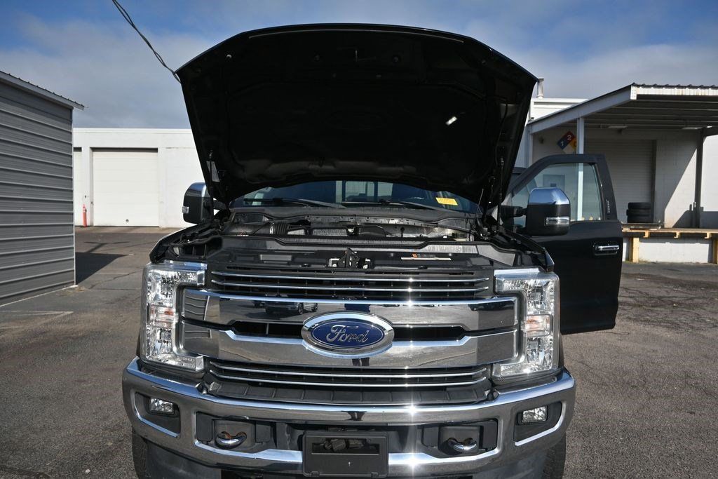Used 2017 Ford F350 Lariat AWD/4WD image 27