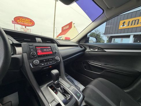 Used 2019 Honda Civic LX image 22
