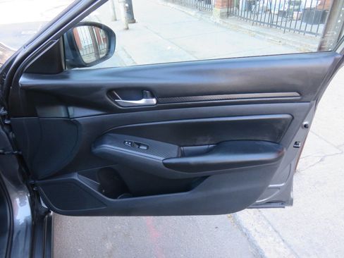 Used 2021 Nissan Altima 2.5 S image 28