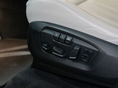 Used 2015 BMW X5 M image 19