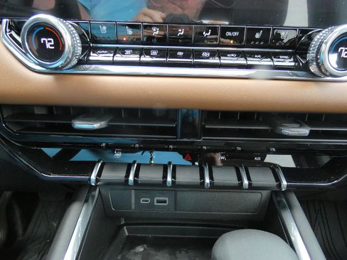 New 2026 GMC Canyon AT4 w/ Technology Plus Package image 24