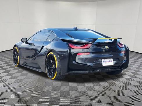 Used 2019 BMW i8 Coupe AWD/4WD image 3