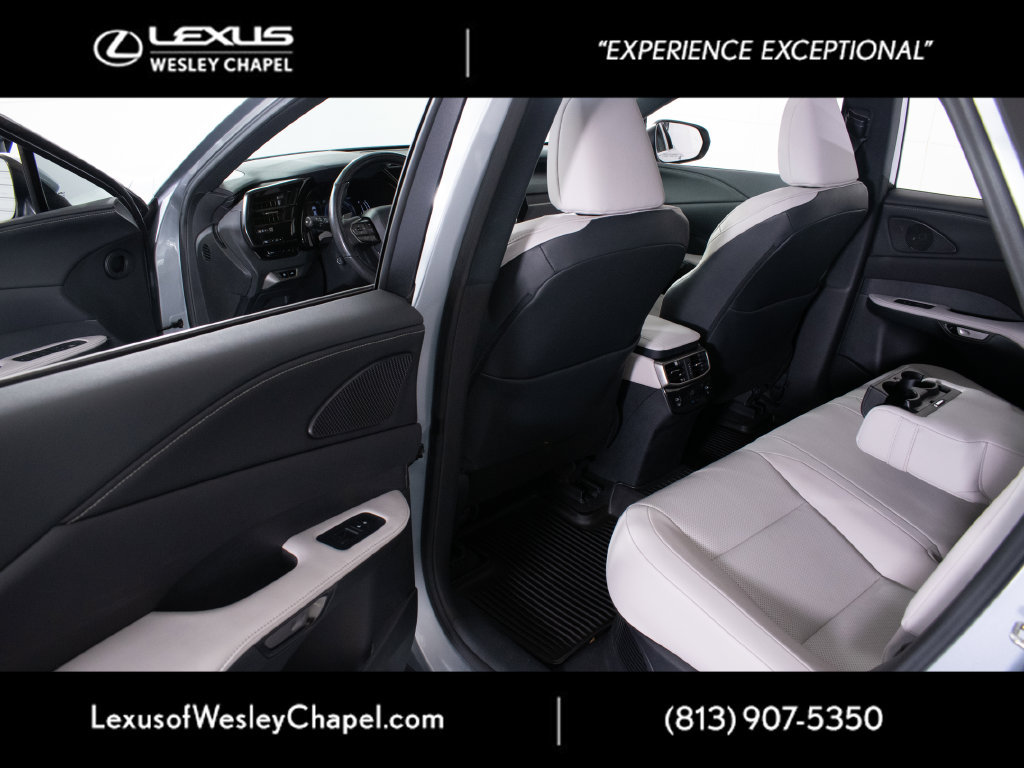 Used 2023 Lexus RX 350h w/ Accessory Package (Z1) AWD/4WD image 16