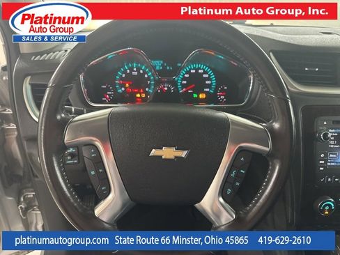 Used 2017 Chevrolet Traverse LT image 13