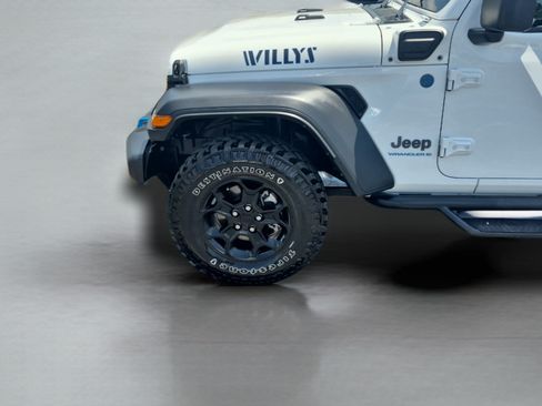 Used 2023 Jeep Wrangler Unlimited w/ Cold Weather Group AWD/4WD image 34