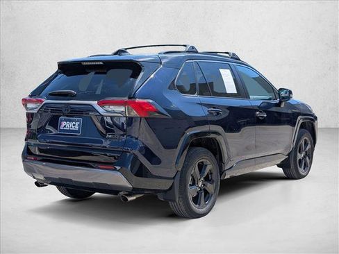 Used 2021 Toyota RAV4 XSE image 5