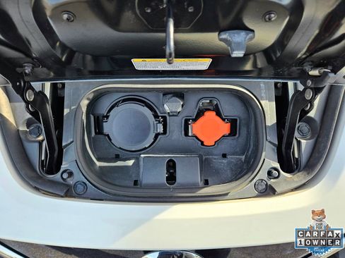 Used 2021 Nissan Leaf SL Plus image 17