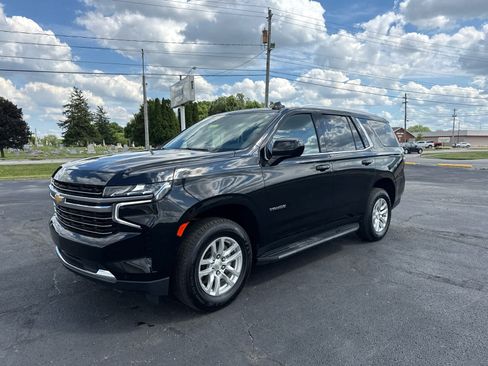 Certified 2024 Chevrolet Tahoe LT AWD/4WD image 1