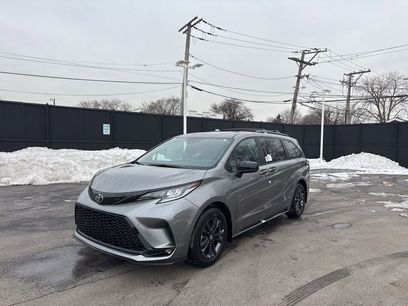 New 2026 Toyota Sienna XSE