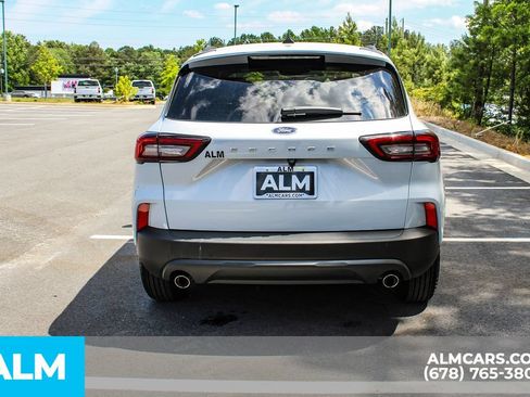 Used 2026 Ford Escape ST-Line FWD image 9