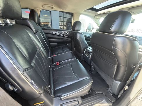 Used 2018 INFINITI QX60 3.5 Sport Utility 4D w/ Premium Package image 15