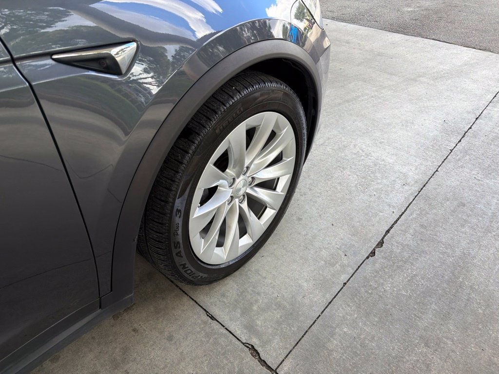 Used 2018 Tesla Model X 100D AWD/4WD image 24