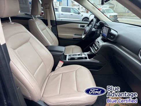 Certified 2022 Ford Explorer XLT w/ Equipment Group 202A image 33