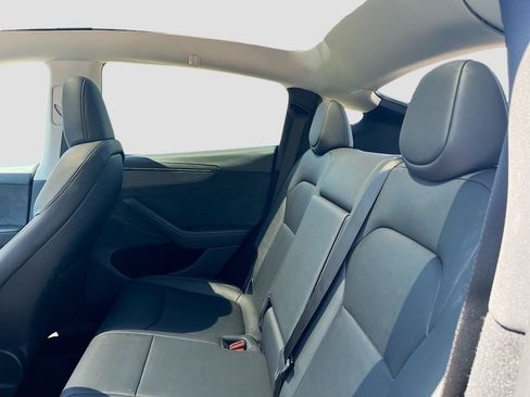 Used 2026 Tesla Model Y 2WD image 25