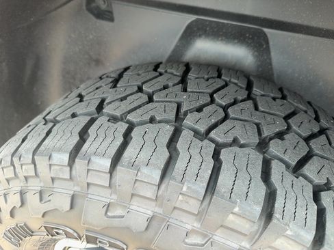 Used 2016 RAM 1500 Rebel AWD/4WD image 12