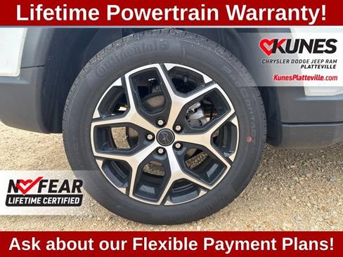 Used 2026 Jeep Compass Limited AWD/4WD image 15