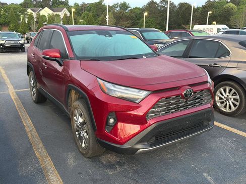 Used 2023 Toyota RAV4 Limited image 6