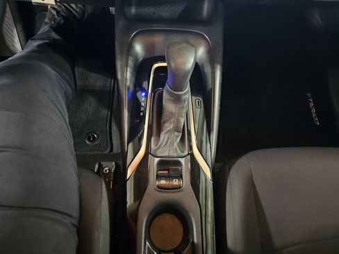 Used 2021 Toyota Corolla LE w/ Carpet Mat Package (TMS) image 23