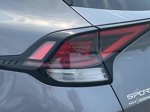 Used 2024 Kia Sportage EX FWD image 10