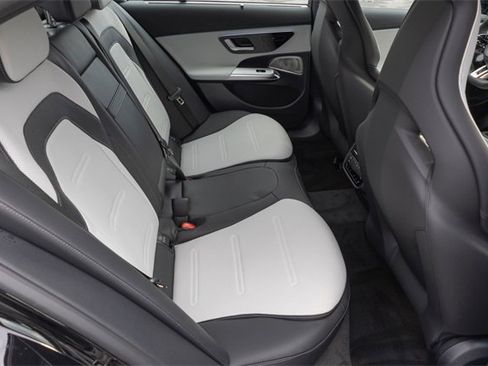New 2026 Mercedes-Benz E 53 AMG e 4MATIC Sedan image 19