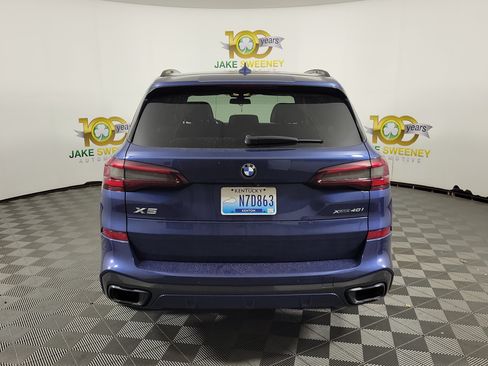 Used 2022 BMW X5 xDrive40i w/ M Sport Package AWD/4WD image 3