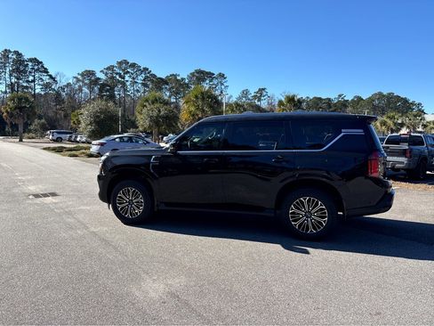 New 2026 Nissan Armada SL image 35