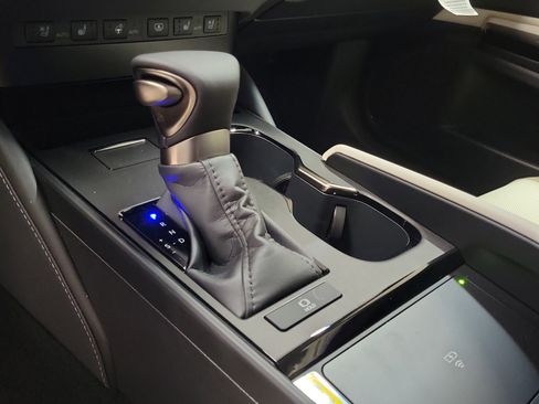 New 2025 Lexus ES 350 w/ Premium Package image 16