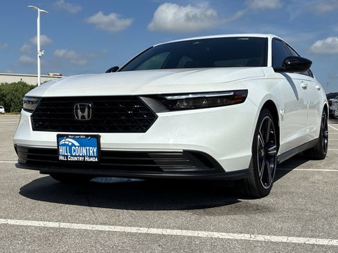 Certified 2026 Honda Accord Sport image 11