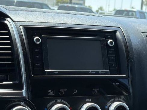 Used 2019 Toyota Sequoia SR5 AWD/4WD image 14