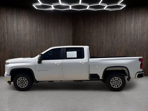 Used 2023 Chevrolet Silverado 2500 LT AWD/4WD image 4