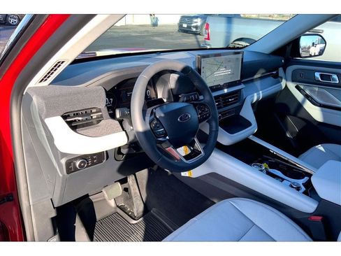 New 2026 Ford Explorer Platinum w/ LUX Leather Package image 21