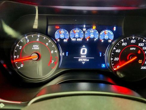 Used 2021 Chevrolet Camaro LT w/ RS Package image 14