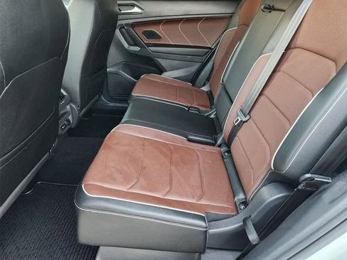 Used 2022 Volkswagen Tiguan SEL R-Line image 29