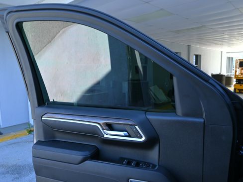 Used 2023 Chevrolet Silverado 1500 RST image 23