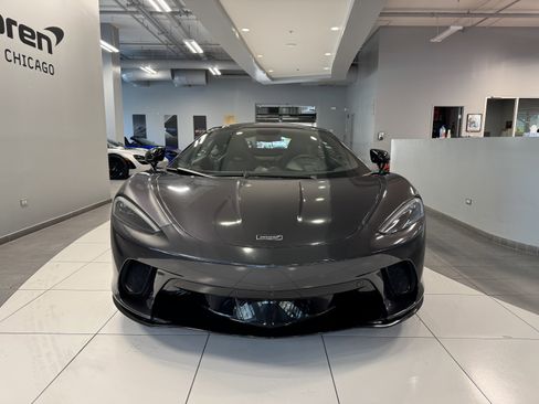 Used 2022 McLaren GT image 8