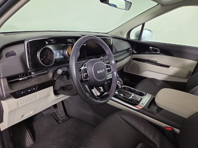 Certified 2024 Kia Carnival EX FWD image 13