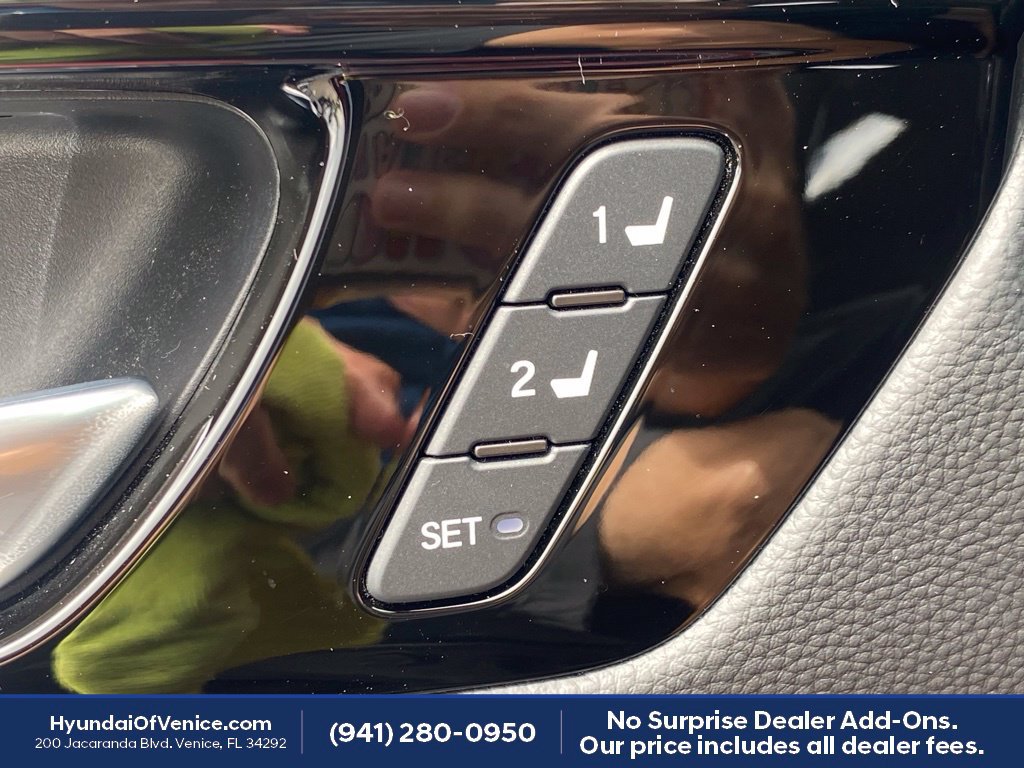 Used 2024 Honda CR-V Sport Touring image 8