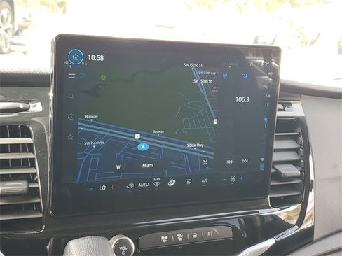 Used 2023 Ford Transit 350 XLT image 27