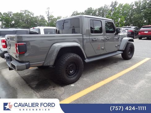 Used 2022 Jeep Gladiator Overland AWD/4WD image 6