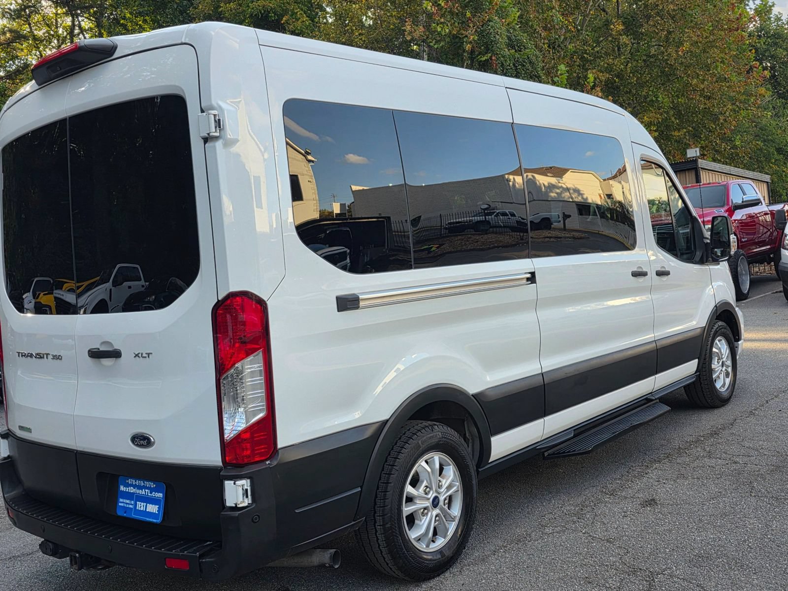 Used 2021 Ford Transit 350 XLT RWD image 29