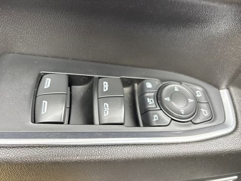 Used 2024 Chevrolet Silverado 2500 LTZ w/ LTZ Convenience Package image 25