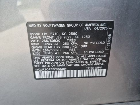 Used 2025 Volkswagen Atlas SE FWD image 36