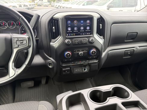 Used 2021 Chevrolet Silverado 1500 RST AWD/4WD image 31