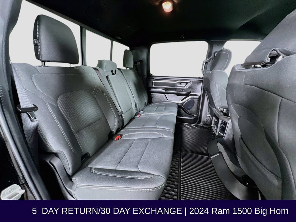 Used 2024 RAM 1500 Big Horn AWD/4WD image 31
