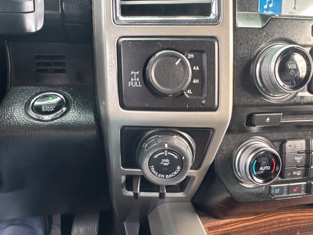Used 2016 Ford F150 Lariat w/ Equipment Group 502A Luxury AWD/4WD image 37