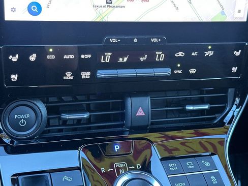 Used 2024 Toyota bZ4X Limited image 25